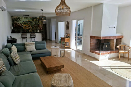 594f4453fafb1741712f20f3f03ddd04 - 21