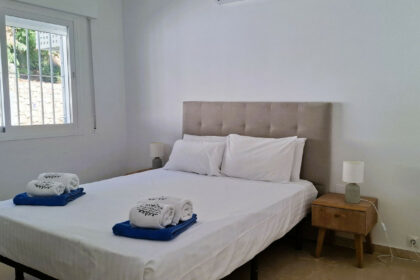 594f4453fafb1741712f20f3f03ddd04 - 24