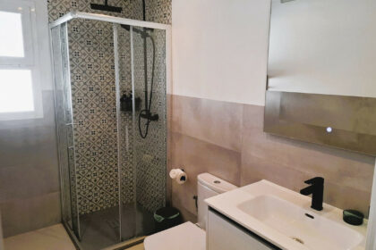 594f4453fafb1741712f20f3f03ddd04 - 26