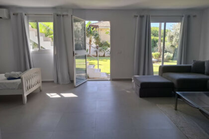 594f4453fafb1741712f20f3f03ddd04 - 49