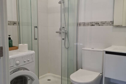 594f4453fafb1741712f20f3f03ddd04 - 50