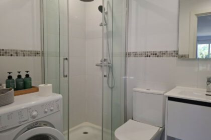 594f4453fafb1741712f20f3f03ddd04 - 51