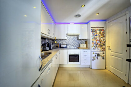 59adf5b75bbecb543ea0d1b3f6880c2f - 13