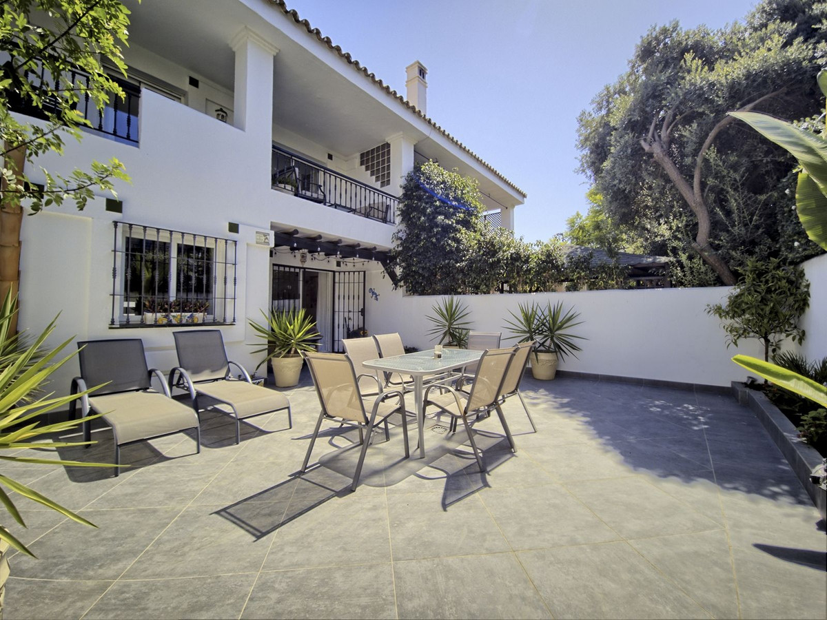 59adf5b75bbecb543ea0d1b3f6880c2f - 2