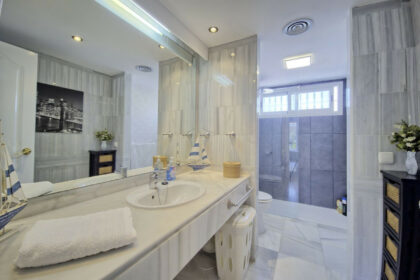 59adf5b75bbecb543ea0d1b3f6880c2f - 22