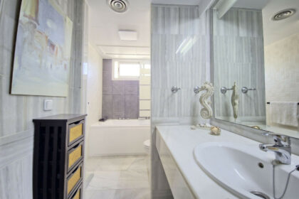 59adf5b75bbecb543ea0d1b3f6880c2f - 24