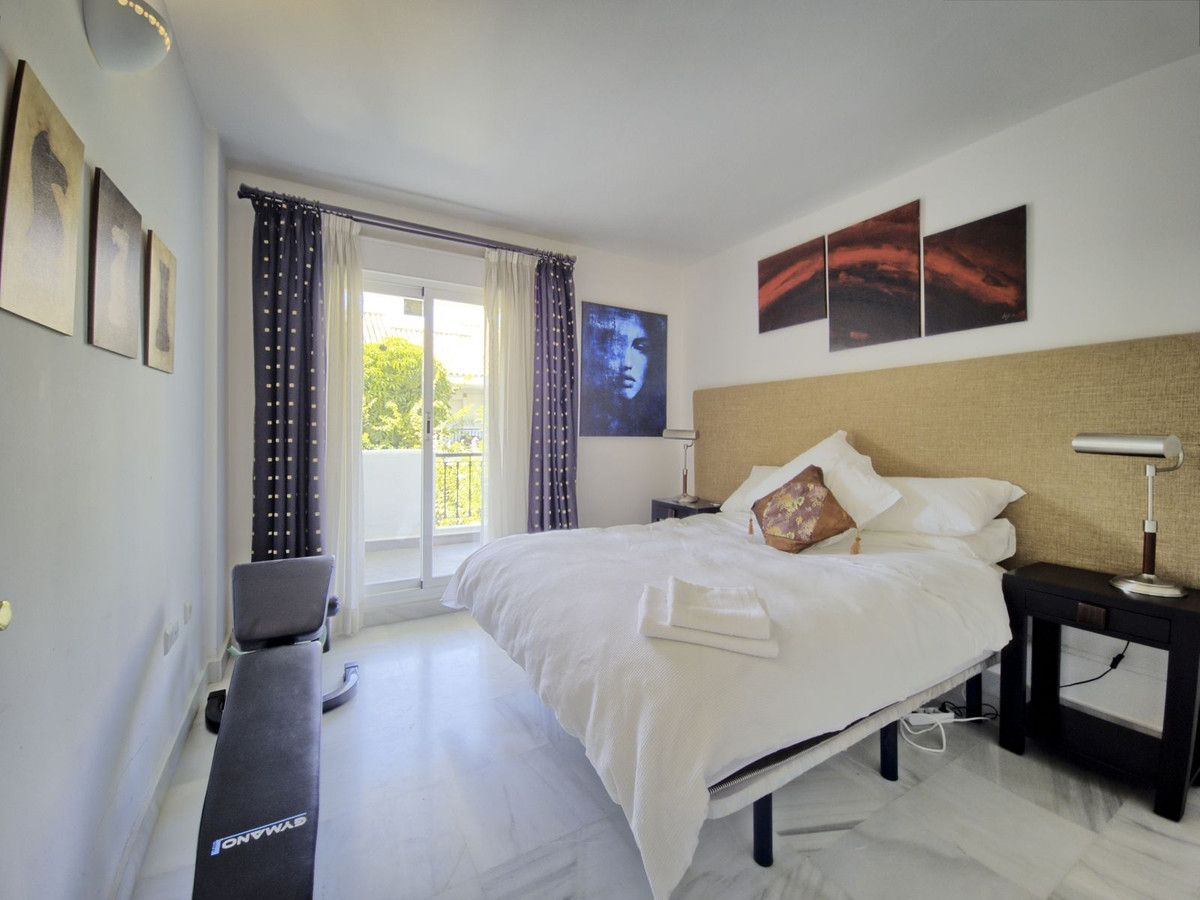 59adf5b75bbecb543ea0d1b3f6880c2f - 27