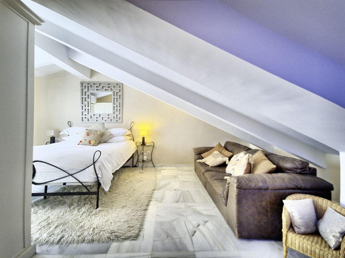 59adf5b75bbecb543ea0d1b3f6880c2f - 32