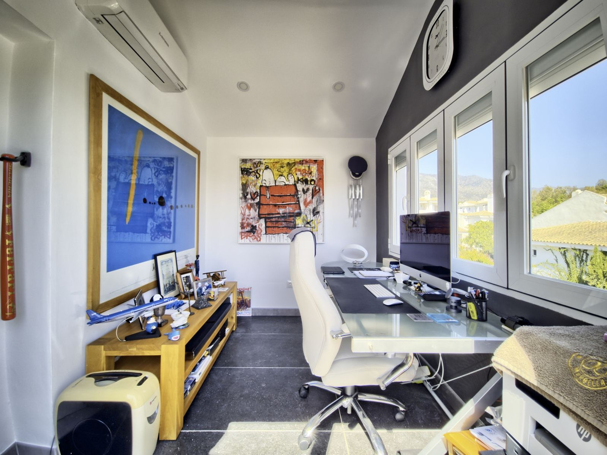 59adf5b75bbecb543ea0d1b3f6880c2f - 37