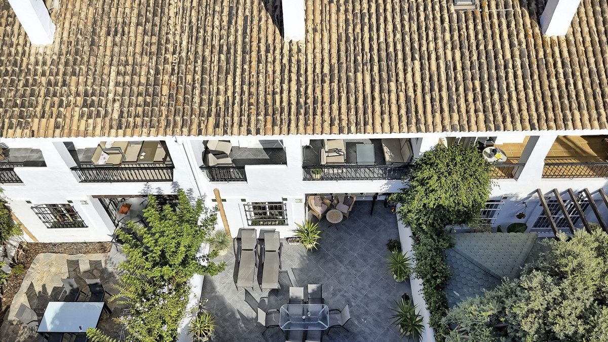 59adf5b75bbecb543ea0d1b3f6880c2f - 43