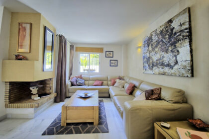 59adf5b75bbecb543ea0d1b3f6880c2f - 9