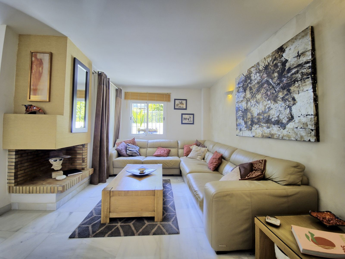 59adf5b75bbecb543ea0d1b3f6880c2f - 9