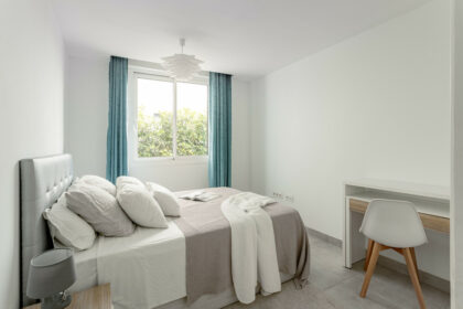 5a33bb469e6742f6cb649feea9f8b1c9 - 20