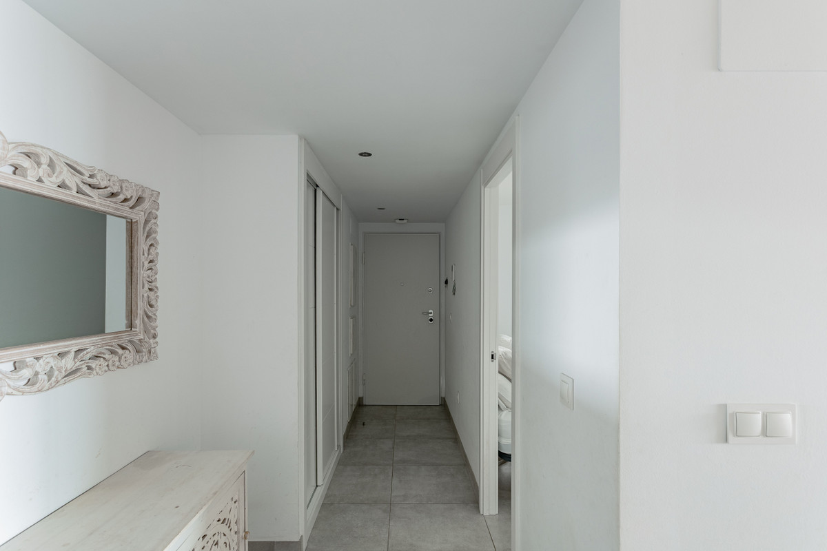 5a33bb469e6742f6cb649feea9f8b1c9 - 22