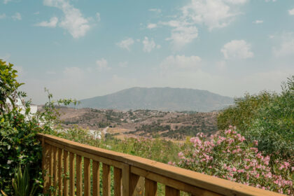 5a33bb469e6742f6cb649feea9f8b1c9 - 27