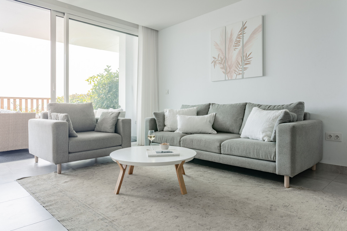 5a33bb469e6742f6cb649feea9f8b1c9 - 3