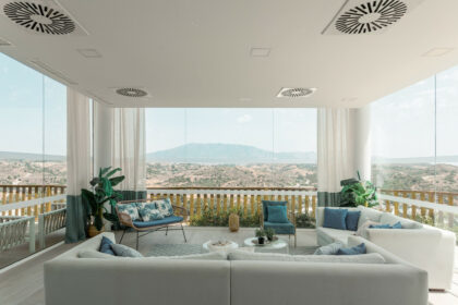 5a33bb469e6742f6cb649feea9f8b1c9 - 32