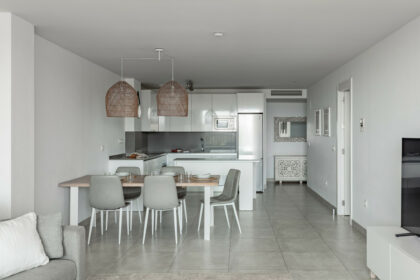 5a33bb469e6742f6cb649feea9f8b1c9 - 8