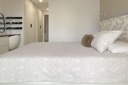 5aa02657aa234222946e57eda3de10d9 - 12