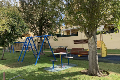 5aa02657aa234222946e57eda3de10d9 - 23