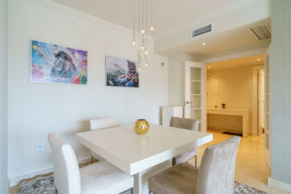 5b94ba3927679d31a7e225a2d89be69b - 24