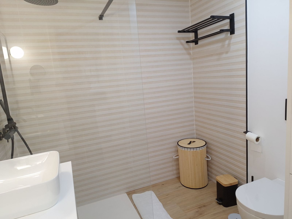 5b982a75c83eb73fa707d5e0b9620c84 - 19