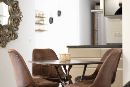 5c2e508dffbc3e405e9444a0520bca53 - 10