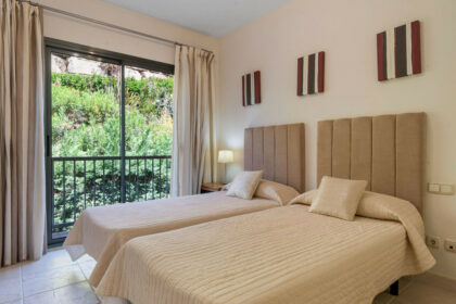 5c47fd399b7b4bb9e58be6a3fd686e57 - 22