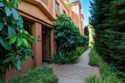 5c47fd399b7b4bb9e58be6a3fd686e57 - 32