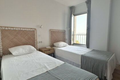 5d02502076e33dc22b94a62e058d3b5a - 13