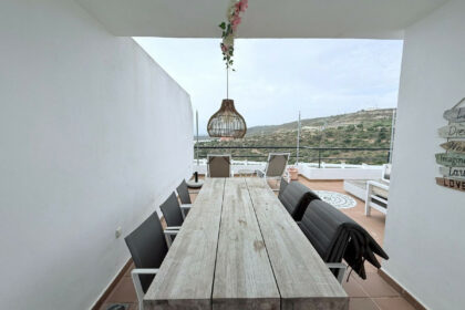 5d571bb47a7a1ca695bc0891f3377d17 - 12