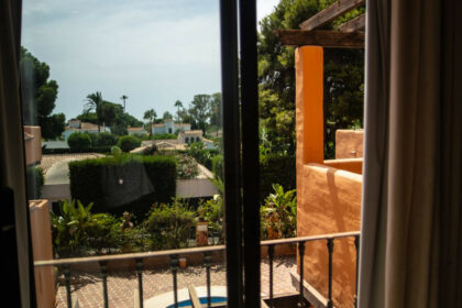 5e0935f24d6bfd2eb4b0575db7dc00b9 - 10