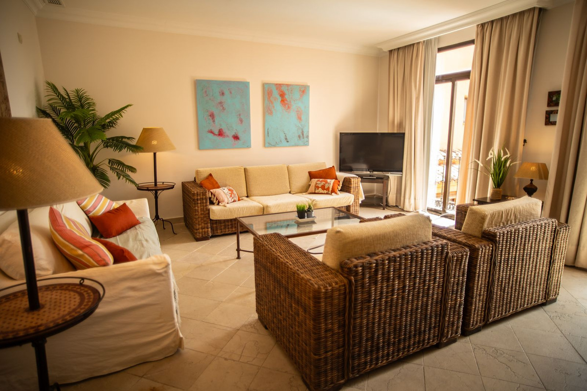 5e0935f24d6bfd2eb4b0575db7dc00b9 - 2