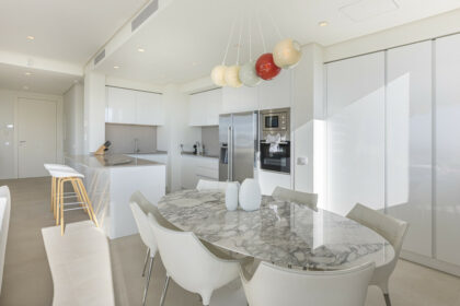 5e85f27a8033bcd4306599480986c589 - 11