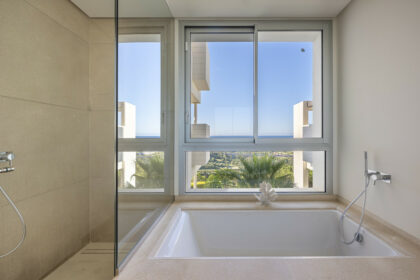 5e85f27a8033bcd4306599480986c589 - 20