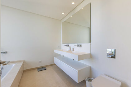 5e85f27a8033bcd4306599480986c589 - 21