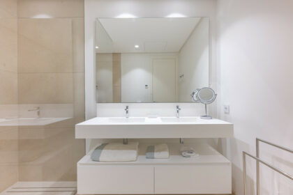 5e85f27a8033bcd4306599480986c589 - 26