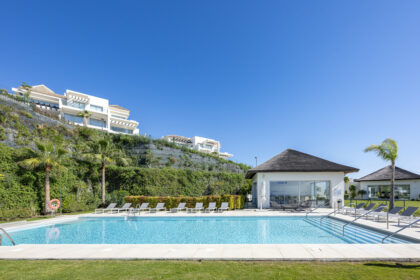 5e85f27a8033bcd4306599480986c589 - 37