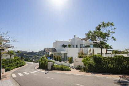 5e85f27a8033bcd4306599480986c589 - 48