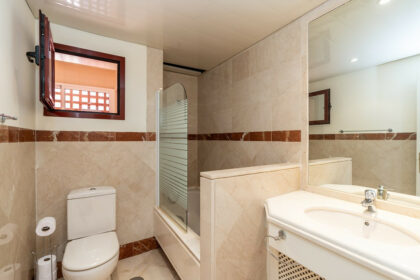 5e8b0a75d296ad86bc160465ca32e16d - 12