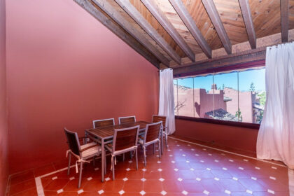 5e8b0a75d296ad86bc160465ca32e16d - 3