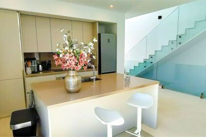 5eb1e08f26fcd71815f8f37c9c1b7249 - 21