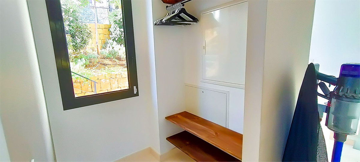 5eb1e08f26fcd71815f8f37c9c1b7249 - 24