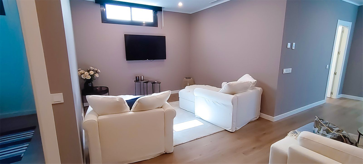 5eb1e08f26fcd71815f8f37c9c1b7249 - 26