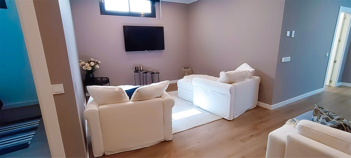 5eb1e08f26fcd71815f8f37c9c1b7249 - 27