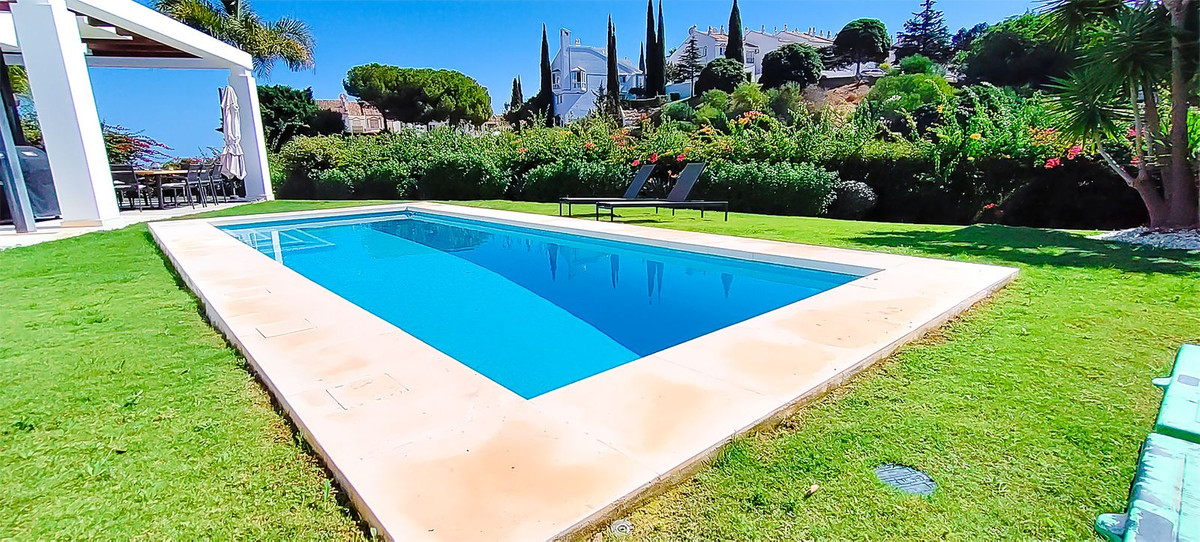 5eb1e08f26fcd71815f8f37c9c1b7249 - 28