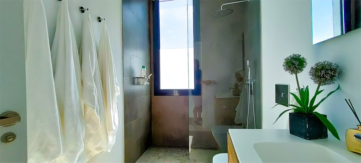 5eb1e08f26fcd71815f8f37c9c1b7249 - 43