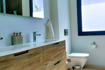 5eb1e08f26fcd71815f8f37c9c1b7249 - 52