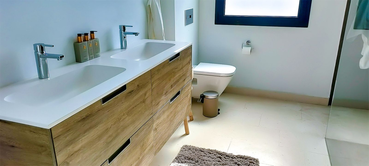 5eb1e08f26fcd71815f8f37c9c1b7249 - 53