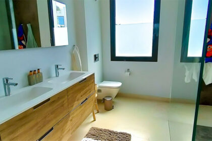 5eb1e08f26fcd71815f8f37c9c1b7249 - 54